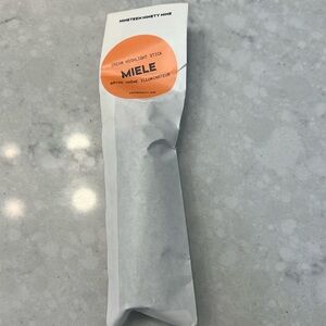 🦋3/$15 19/99 Highlight Stock in Miele